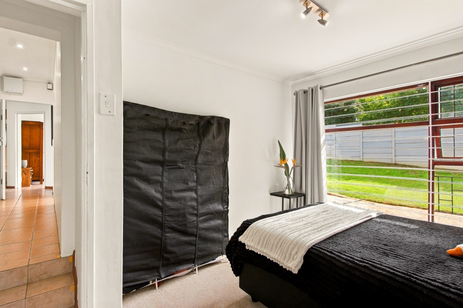 4 Bedroom Property for Sale in Heldervue Western Cape